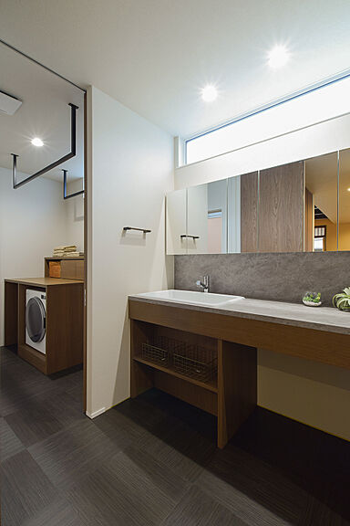 DETAIL HOME(ディテールホーム)の施工事例「庭とつなぐ広縁のある住まい」の画像6