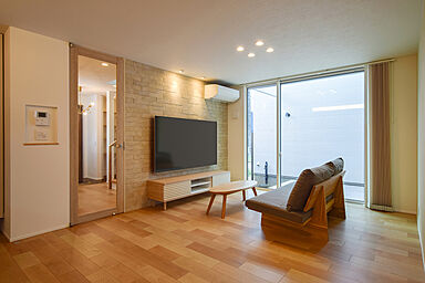 DETAIL HOME(ディテールホーム)の施工事例「12畳の中庭があるコートハウス」の画像1