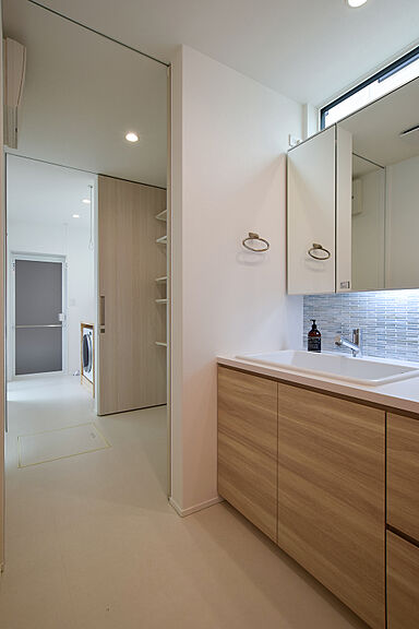 DETAIL HOME(ディテールホーム)の施工事例「12畳の中庭があるコートハウス」の画像5