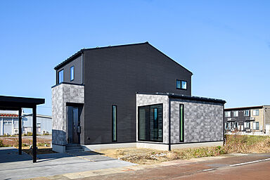 DETAIL HOME(ディテールホーム)の施工事例「モノトーンでまとめた、開放感のある住まい」の画像