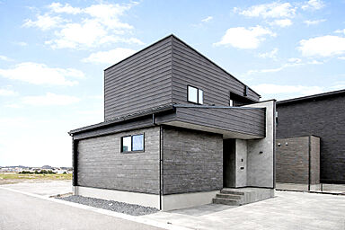 DETAIL HOME(ディテールホーム)の施工事例「3世代住宅の動線計画~設備共有と家族間プライバシー担保~」の画像