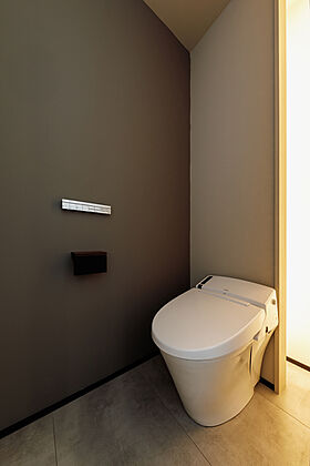 DETAIL HOME(ディテールホーム)の施工事例「カーテンレスの暮らしとテントサウナを堪能できる家」の画像9