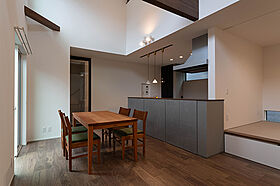 DETAIL HOME(ディテールホーム)の施工事例「ペットとくつろぐ至福な空間、趣味を楽しむ豊かな暮らし」の画像3