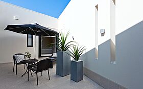 【高級住宅専門】アーネストアーキテクツ株式会社の施工事例「自宅で叶えるリゾート空間」の画像6