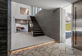 【高級住宅専門】アーネストアーキテクツ株式会社の施工事例「芙蓉峰に寄り添う瑞雲」の画像3