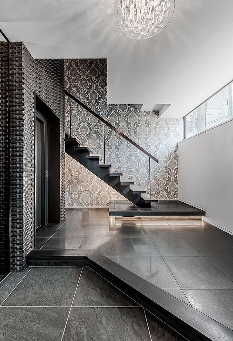 【高級住宅専門】アーネストアーキテクツ株式会社の公式画像_玄関2