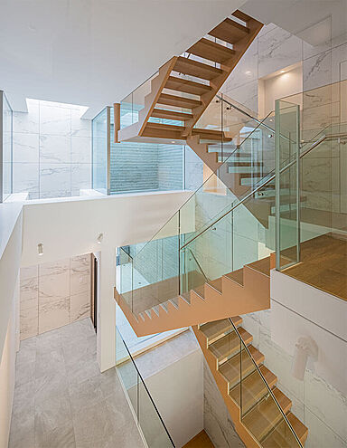 【高級住宅専門】アーネストアーキテクツ株式会社の施工事例「縦横に広がるコートハウス」の画像2