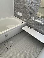 シンプルモダンスタイルの浴室 紀の国住宅株式会社の事例画像