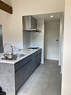 木の家スタイルのキッチン オオトリ建設株式会社 本社の事例画像