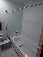 シンプルモダンスタイルの浴室 HOLIDAYS【高気密高断熱の家づくり】の事例画像