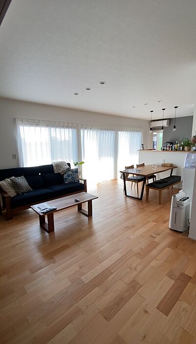 カフェスタイルのリビング 株式会社谷川建設の事例画像