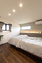 木の家スタイルの洋室 クラシスホーム株式会社 津島店の事例画像