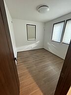 シンプルモダンスタイルの洋室 一条工務店 秋田AKT展示場の事例画像