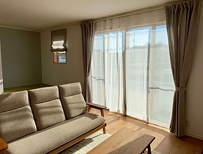 和風・和モダンスタイルのリビング トヨキタホームの事例画像