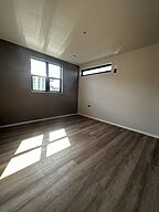 シンプルモダンスタイルの洋室 株式会社アイ工務店 東京支店の事例画像