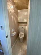 シンプルモダンスタイルのトイレ 株式会社アイ工務店 山形支店の事例画像