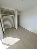 シンプルモダンスタイルの洋室 株式会社アイ工務店 山陰支店の事例画像