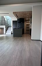 シンプルモダンスタイルのリビング 株式会社アイ工務店 奈良北支店の事例画像