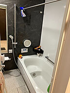 シンプルモダンスタイルの浴室 株式会社アイ工務店 横浜支店の事例画像