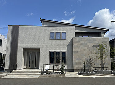 一条工務店 青森浜田展示場のメイン画像