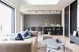 FUJIKEN ORDERHOUSEのカタログ「【オーダー住宅】ー地域密着の情報力×建築家の提案力=”本当に満足できる住まい”ー」のメイン画像