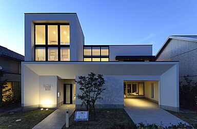 株式会社土屋ホーム 東日本営業本部のカタログ「【特別な購買体験。世界で一つ、あなただけの家】カーディナルハウス」の画像1