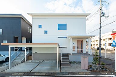 株式会社ヨネダのカタログ「ゼロエネルギー住宅『With』」の画像