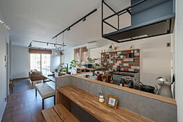 アースハウジング 株式会社 一級建築士事務所 ゼロキューブ愛媛松山のカタログ「諦めていた夢が叶う。ローコストでお洒落な高性能平屋住宅!」の画像4