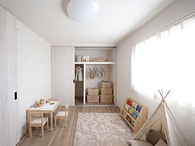 ヤマダコーポレーション株式会社 住宅事業部 ジャスミーハウスのカタログ「【直線が描く美しさに光と静けさが満ちる家】上越市富岡モデルハウス」の画像7