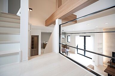 臼幸産業株式会社のカタログ「家族とのつながりが感じられるモデルハウス【つながる家】」の画像2