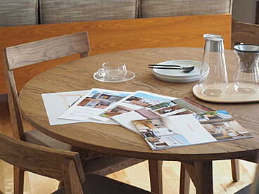 MAGHAUSのカタログ「シンプルに、よりナチュラルに。上質な心地よさを生む、マグハウスの家。」のメイン画像