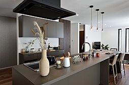 HAPPY HOUSE 榛原新築相談カウンター(山田工務店)のカタログ「【西部エリアでの人気№1カタログ】大手ハウスメーカー超えのハイスペックな標準装備カタログ ※当社カタログ統計」の画像