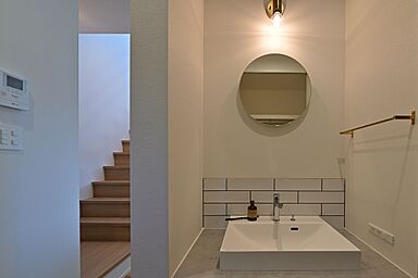 HAPPY HOUSE 掛川住宅公園モデルハウス(山田工務店)のカタログ「【NEW】niko and...が監修する家 niko and ... EDITHOUSE」の画像6