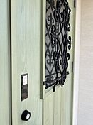 株式会社島津組のカタログ「南欧風のかわいいアンティークな家」の画像2