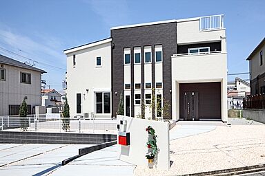 ヤマト住建株式会社のカタログ「【内・外ダブル断熱】 断熱性能にじっくりこだわった本物志向の住宅」のメイン画像