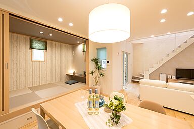 ヤマト住建 住まいのギャラリー西神戸店のカタログ「【内・外ダブル断熱】 断熱性能にじっくりこだわった本物志向の住宅」の画像8