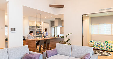 ヤマト住建 住まいのギャラリー京都桂店のカタログ「【エネージュN+】便利で快適に」の画像1