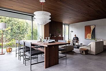 へーベルハウスのカタログ「【へーベルハウス 大屋根の邸宅】:RATIUS GR」のメイン画像