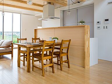 ロイヤルハウス 沖縄南店(株式会社秀建工業)のカタログ「ペットと楽しく暮らす家」の画像8