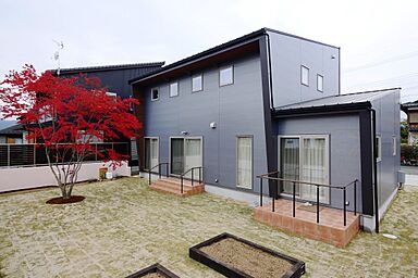 マキノのメタセコイア並木道にある会社 青谷建築工房のカタログ「【50代で建てる家】」の画像