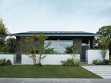 ミサワホーム 厚木展示場のカタログ「【MISAWA】HIRAYA LIFE<平屋へ、還ろう。>」の画像1