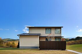 KOYO ARCHITECTS四国中央妻鳥町モデルハウスの画像1