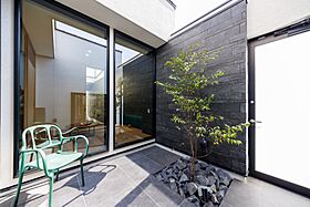 株式会社さくら 富山店富山市下冨居モデルハウス|インナーガレージ×一階主寝室×吹き抜けの画像3