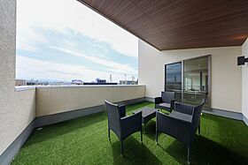 株式会社アントール【金沢市】多世帯でもほどよい距離感で暮らせる!3階建て4世代モデルハウスの画像7