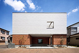 DETAIL HOME(ディテールホーム)の住宅イベント「長岡市大島新町モデルハウス|上質な素材美を愉しむ、ガレージとインナーテラスのある邸宅」の画像